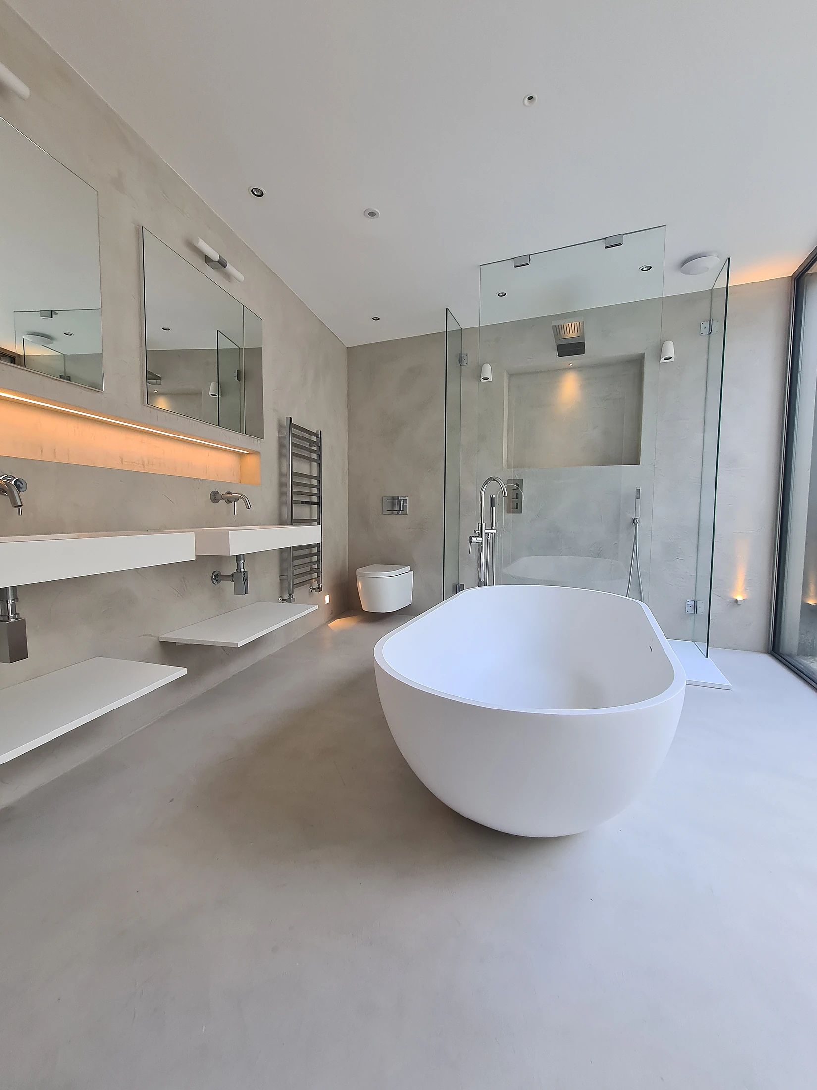 Bathroom microcement