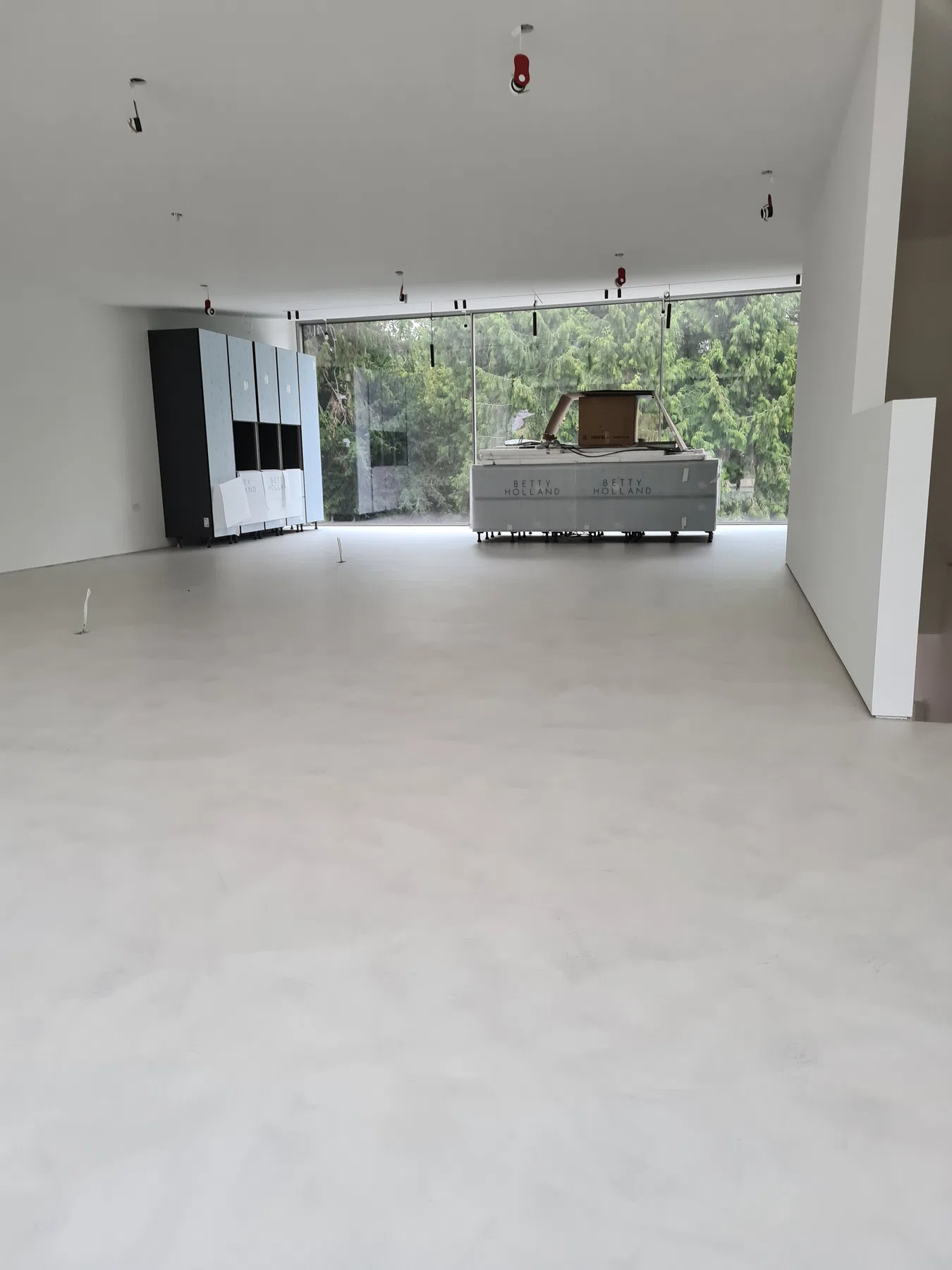 Microtopping floor completed project 3